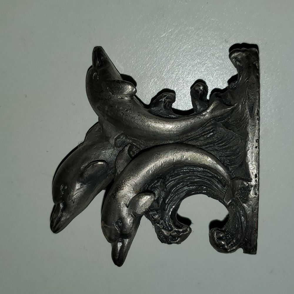 Pewter 2" triple jumping Dolphin 🐬 figurine